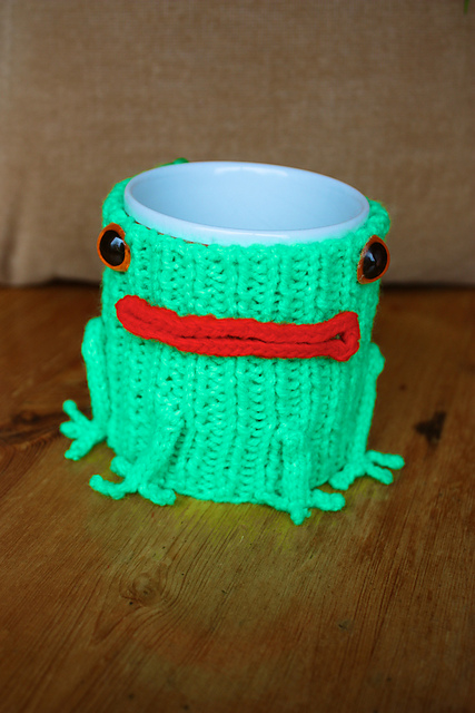Frog and Toad - Mug Hugger