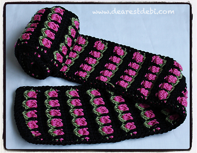 Tunisian Roses Scarf
