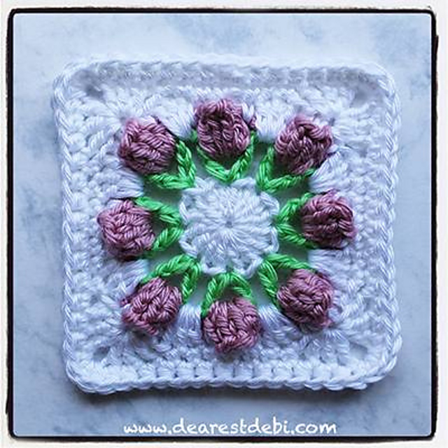 Flower Bud Granny Square