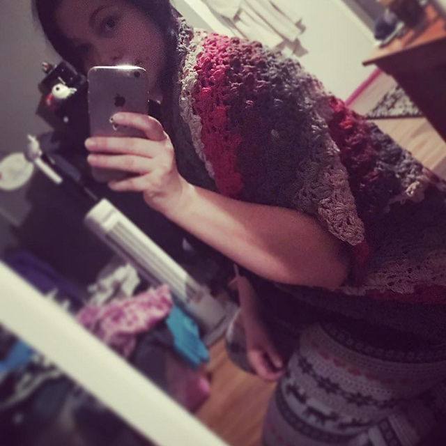 Lazy Shell Sweater Shrug