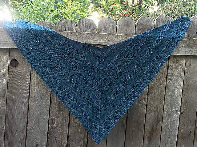 Splash: A Wavy Shawl
