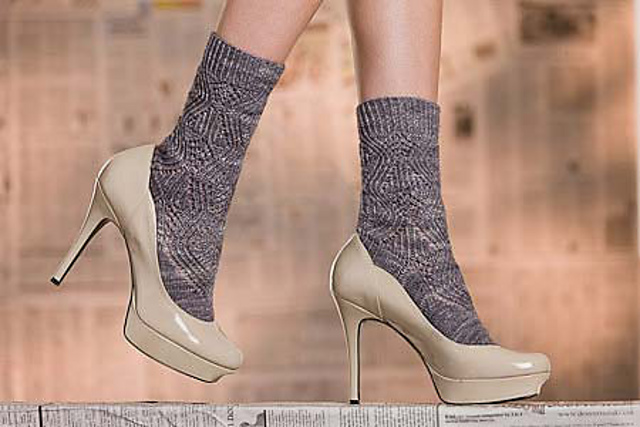 Bas-Relief Socks