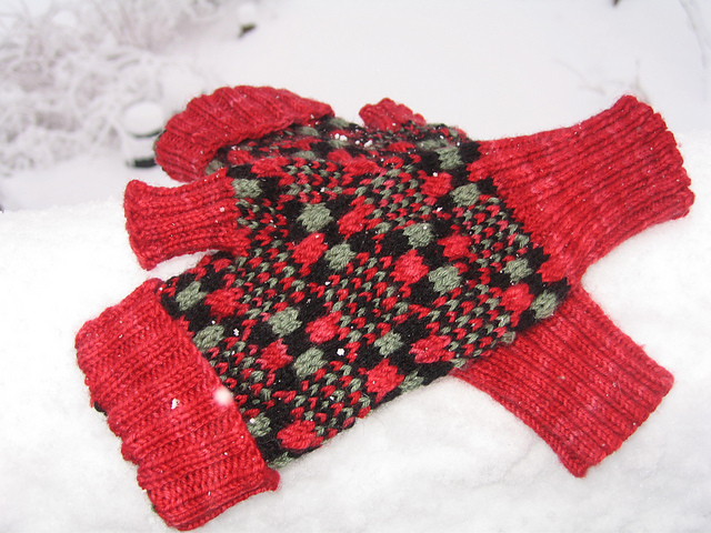 It's a Plaid Plaid Mitt