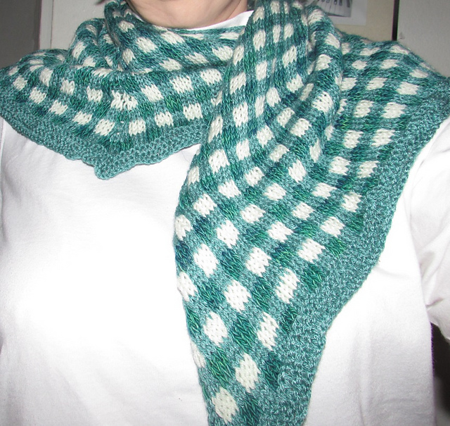 Gingham Check Shawlette
