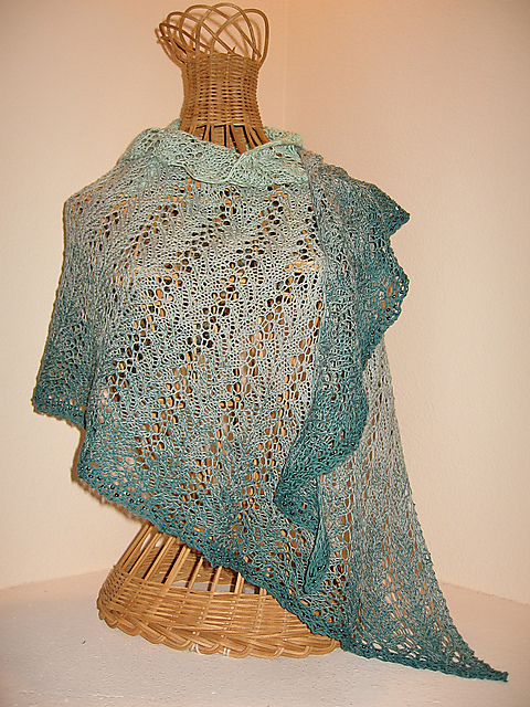 Fern Lace Wedge