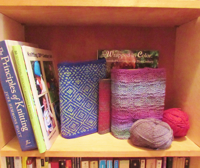 Ravelry Book Cover Wrap pattern by Deborah Tomasello