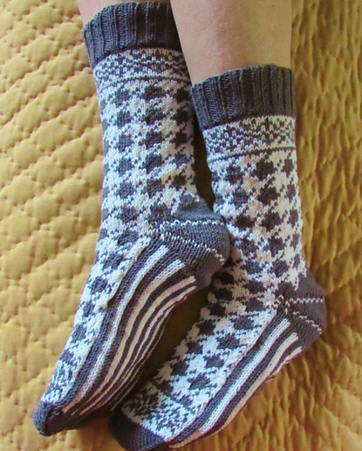 Classic Houndstooth Socks