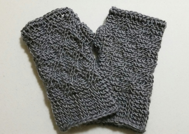 Basketweave Wrist Warmers / Fingerless Gloves