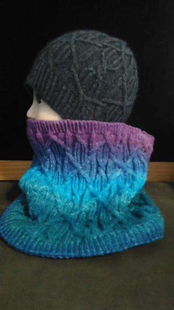 Kiwi Barbed wire Cowl
