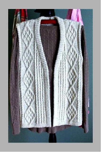 Vine Cable Vest WV 321