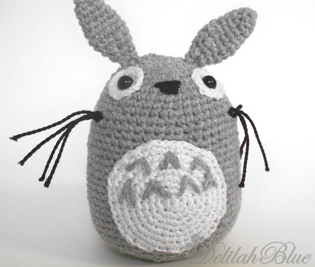Totoro Deskbuddy