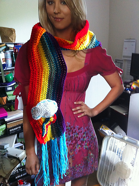My little pony: Rainbow Dash Scarf