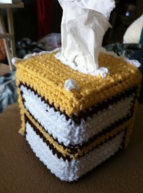 Lemon Cake Tissue Cozy