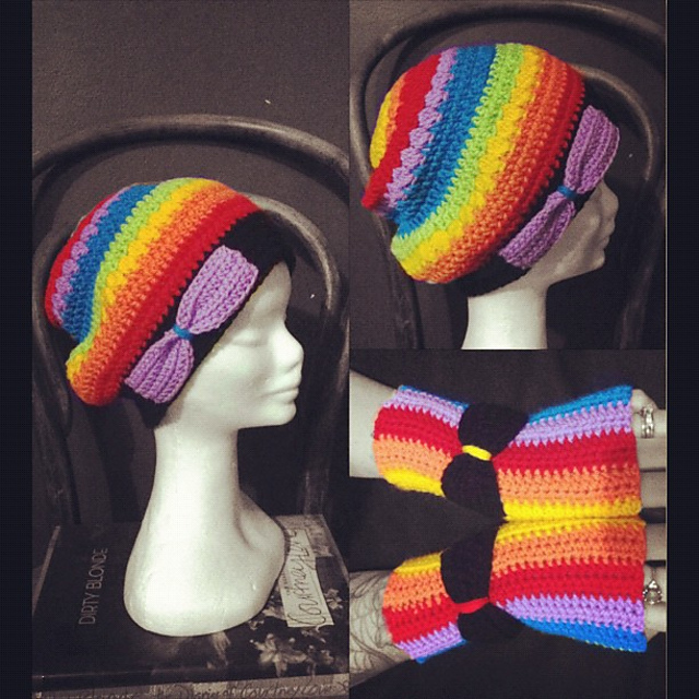 Dellicious Bow Hat & gloves Set