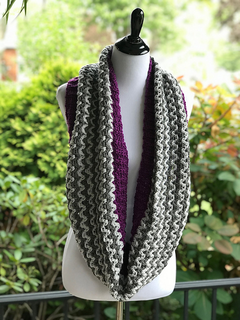 Kinsley Infinity Scarf