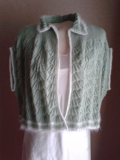 Clarice Lady's Dressing Cape