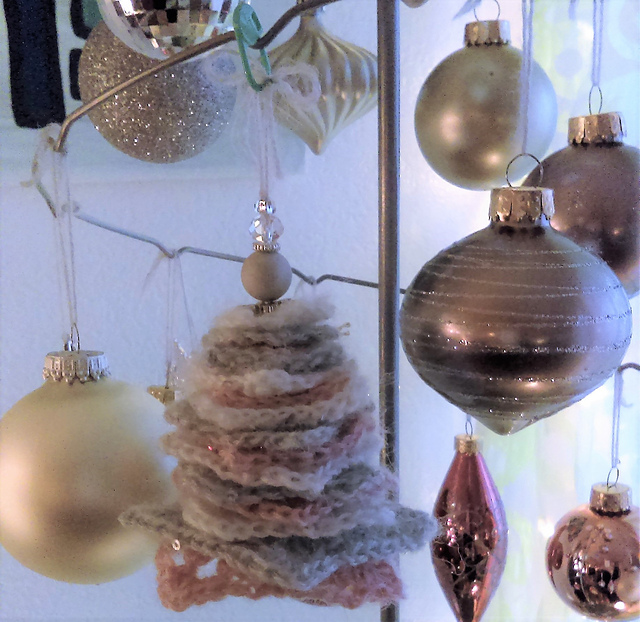 Roi de Fôret Tree Ornament