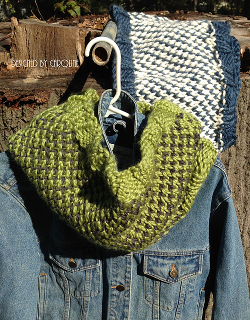 2 Color Bulky Knit Cowl