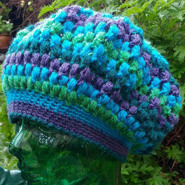 Ladies Puff Stitch Crochet Hat