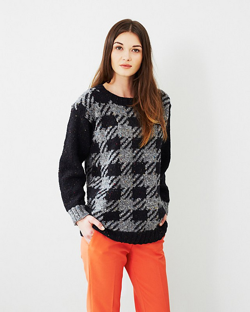 DB036 - Checked Tweed Sweater