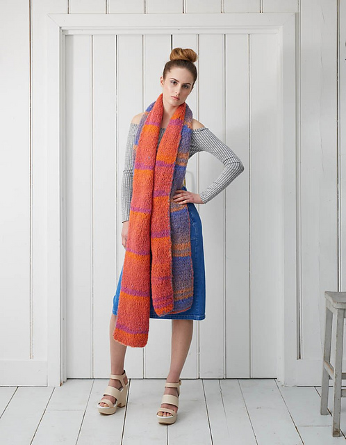 CB037 - Reversible Scarf