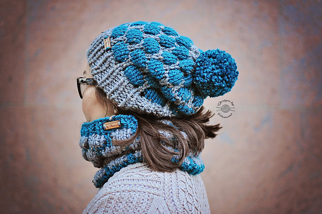 Bobble Beanie & Cowl