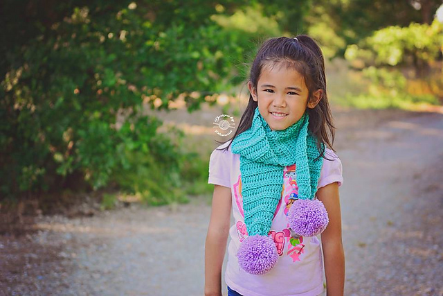 Crochet LuLu Pom Pom Scarf