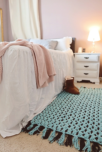 Reversible Shells Rug