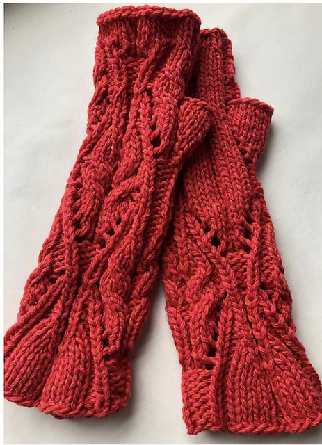 Arabesque Mittens