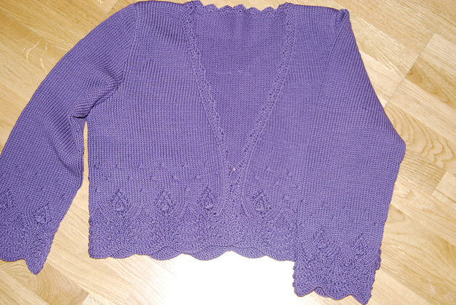 19904 Cardigan