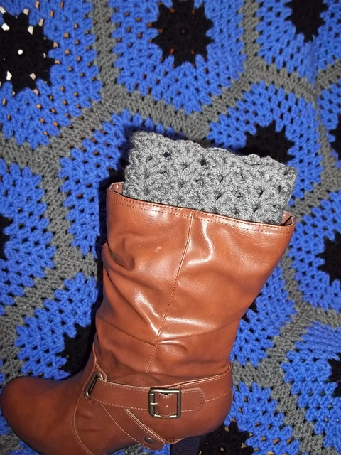 DC-P0127 Shelly Boot Cuff - Teen/Adult Small