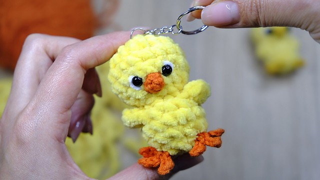 Amigurumi Chick Keychain