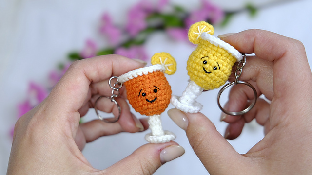 Cocktail Glass Keychain