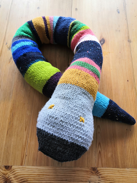 Kuscheltier-Schlange