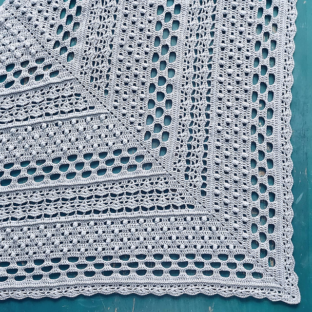Nenneke shawl