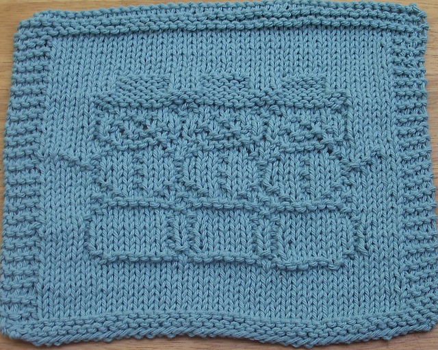 Interlocking Snowmen Dishcloth