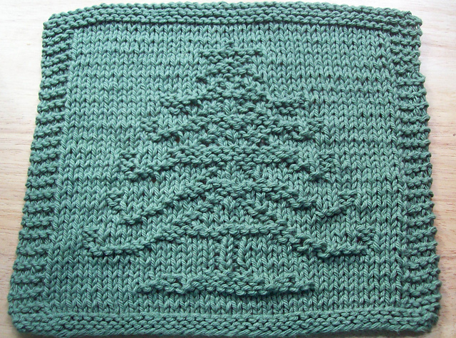 Another Christmas Tree Dishcloth