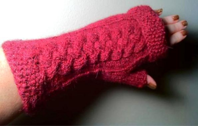Buckeye Braided Fingerless Mitts