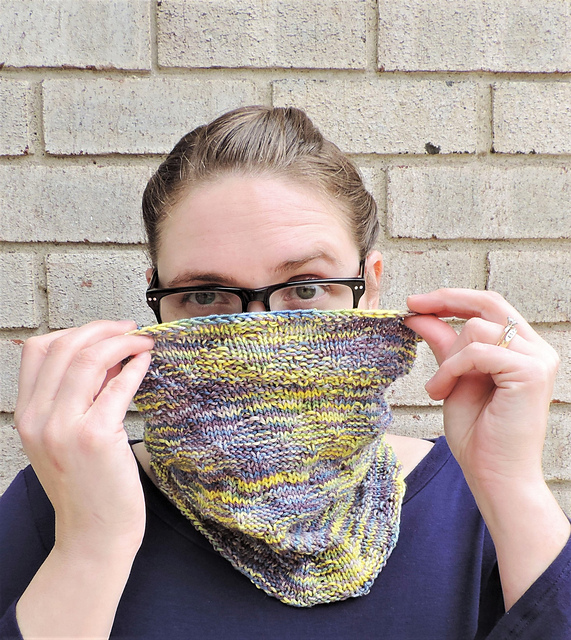Versicolored Cowl