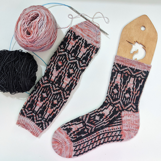 Fire Bolt Socks