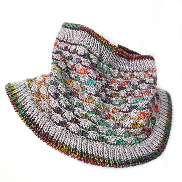 Tulip Parade Cowl