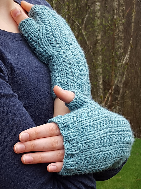 Grass Stitch Mitts