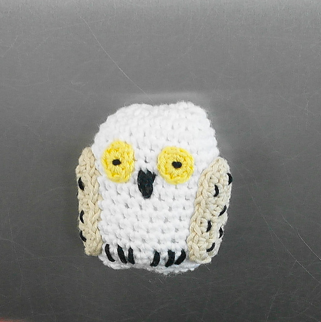 Hedwig refrigerator magnet