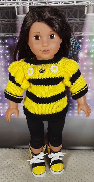 Bee Yourself Knitted Top