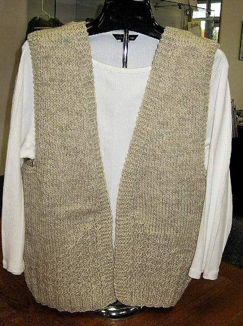 LYS 2014 Island Cable Vest