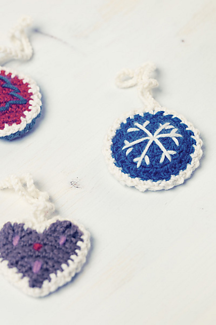 Christbaumschmuck und Geschenkanhänger