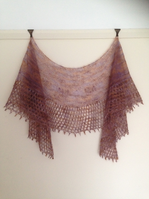 Tinsel Shawlette