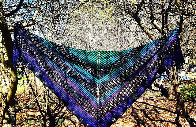 Bermuda Shawl