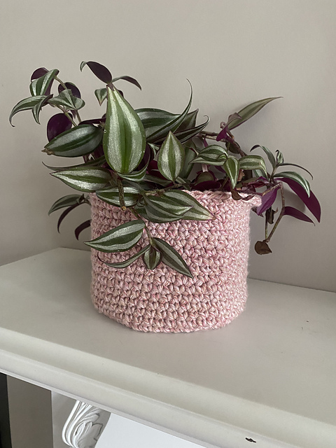 Easy Crochet Plant Pot/ Basket
