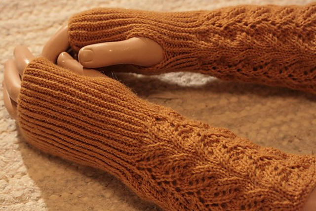 Saniaisrannekkeet - Fern mitts
